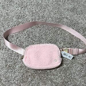 NWT Lululemon Fuzzy Belt Bag